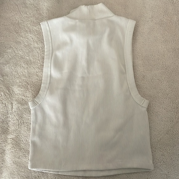 Aritzia Babaton Sleeveless Turtle Neck Ribbed Top - Picture 3 of 3